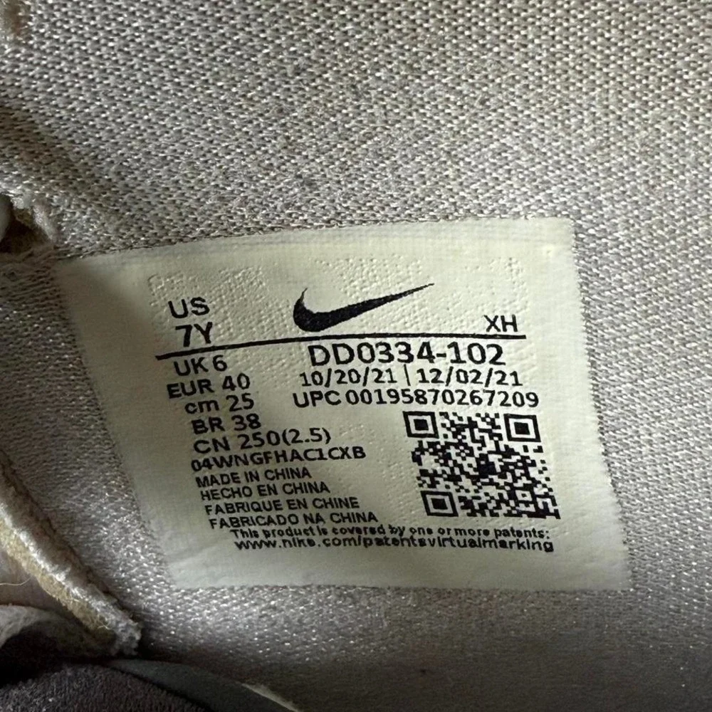 Nike Kyrie Infinity Aluminum‎ Sail Sneakers Basketball Shoes Mens 7Y DD0334-102